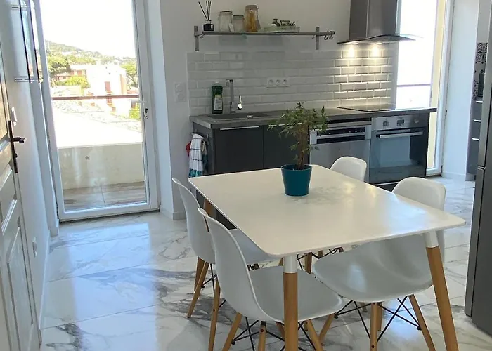 Casa Sanna, T2 Waterfront Miomo, Cap Corse Apartment Santa-Maria-di-Lota