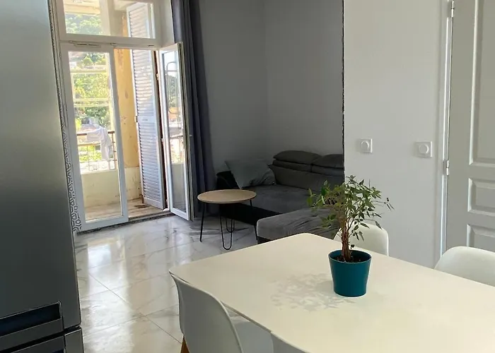 Casa Sanna, T2 Waterfront Miomo, Cap Corse Apartment